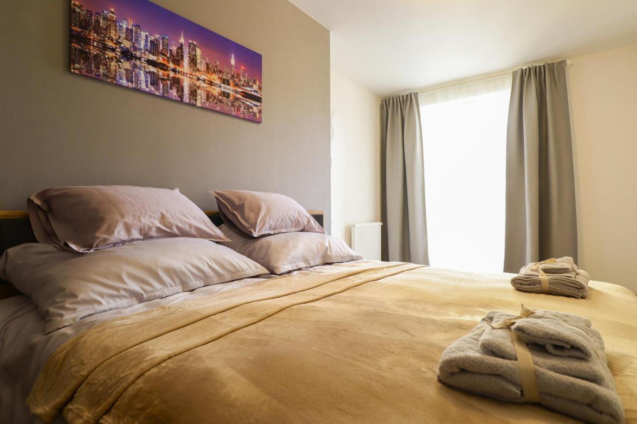 Apartmán / 10 Min From Center / O2 Arena *