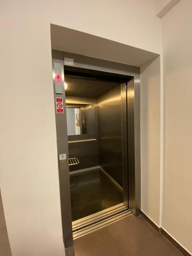 / 10 Min From Center / O2 Arena Apartmán